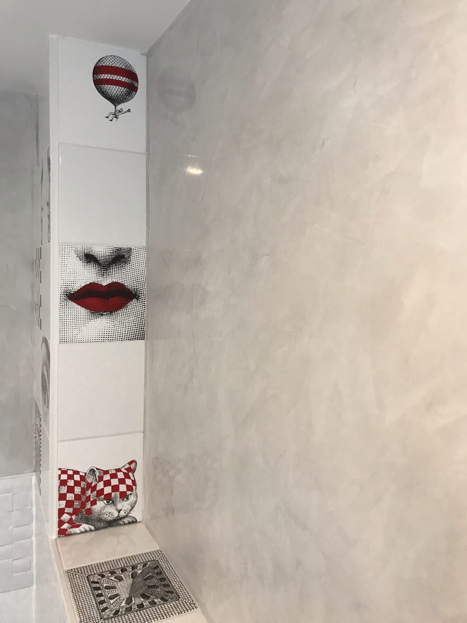 IMG 1508 scaled - Maler in Rostock Ronny Rohde - fugenloses Bad Rostock, Wandgestaltung Rostock